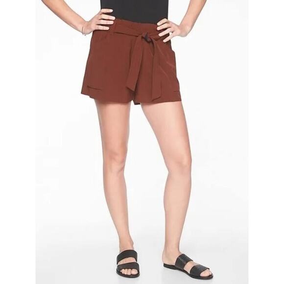 ATHLETA Women’s Skyline II High Waisted Belted Shorts, Adirondack Brown Sz 4 - Picture 1 of 6